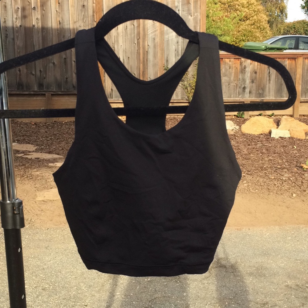 Lululemon Black sports bra